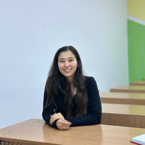 Айдана Ли